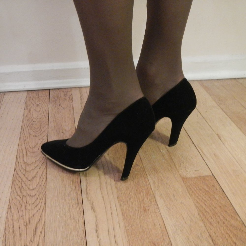 Black Velvet Shoes (35 1/2) - NEW